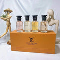 عطر لويس فويتون - مجموعة 4 قطع × 30 مل